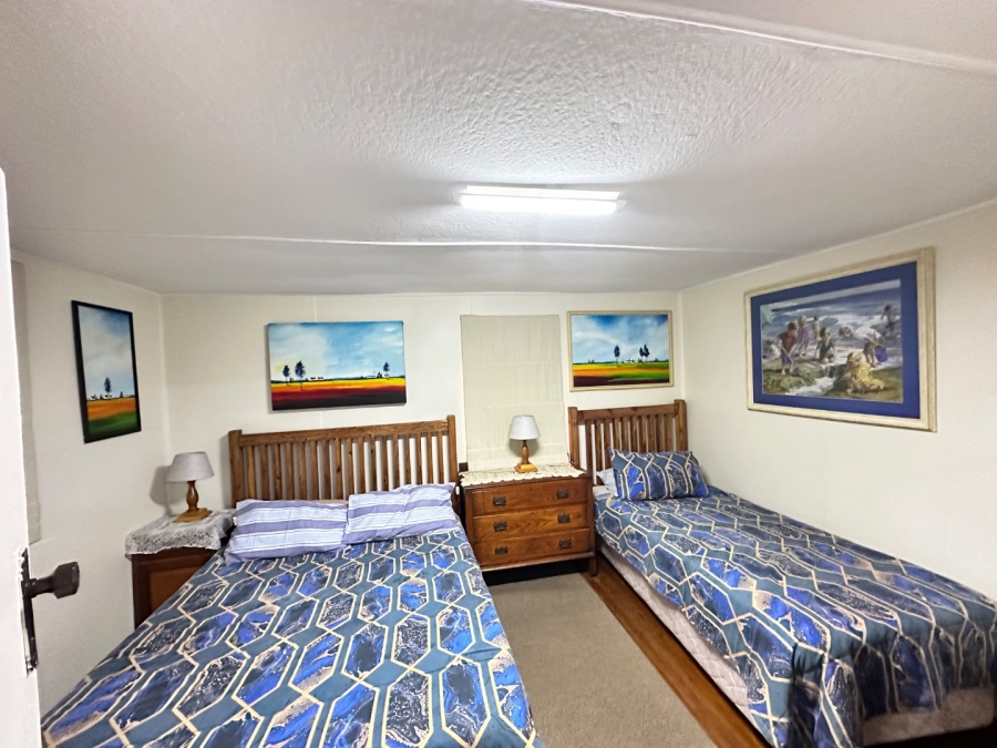 4 Bedroom Property for Sale in Hartenbos Central Western Cape